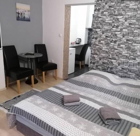 اتاق استاندارد سه نفره, Guesthouse Panorama