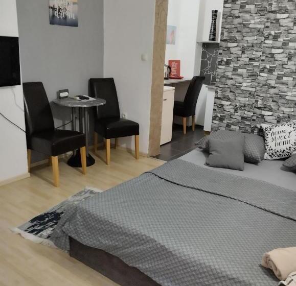 اتاق استاندارد سه نفره, Guesthouse Panorama