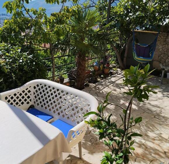 مجموعه ویستا شهر, Guesthouse Panorama