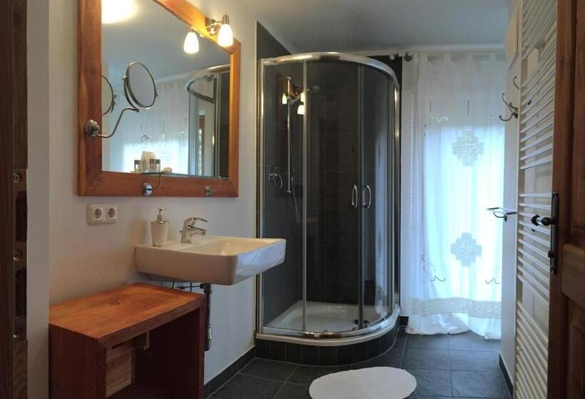 샬레, Landhaus Marlies