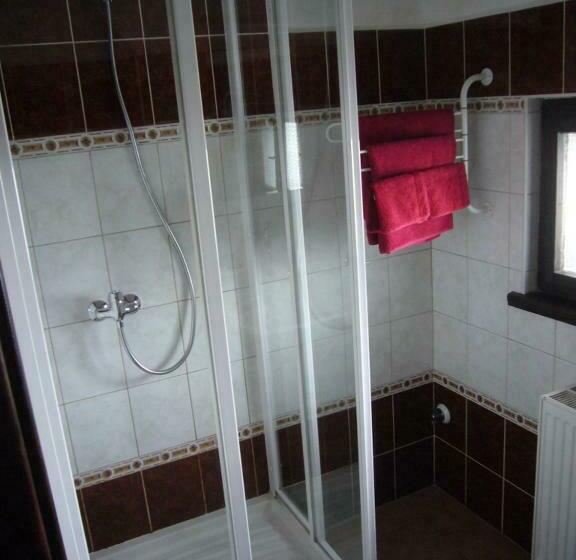 스탠다드 스튜디오, Penzion Z&z