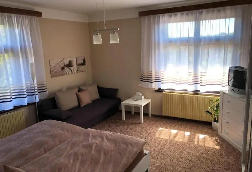 سوییت, Penzion Z&z