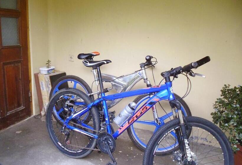 スタンダードルーム, Private House In Batumi