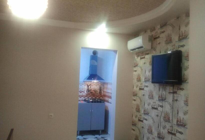 ファミリールーム, Private House In Batumi