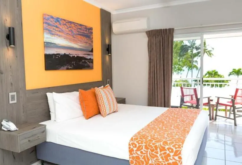 キングサイズベッドのデラックスルーム, Turtle Cove Beach Resort   Adults Only Lgbtqia & Allies