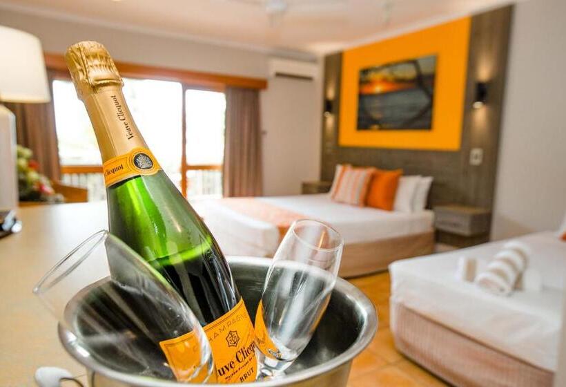 标准房带园景, Turtle Cove Beach Resort Adults Only Lgbtqia & Allies