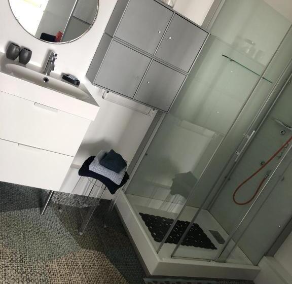 חדר סטנדרט עם מיטת קווין, Kêr L   Breizh & Breakfast