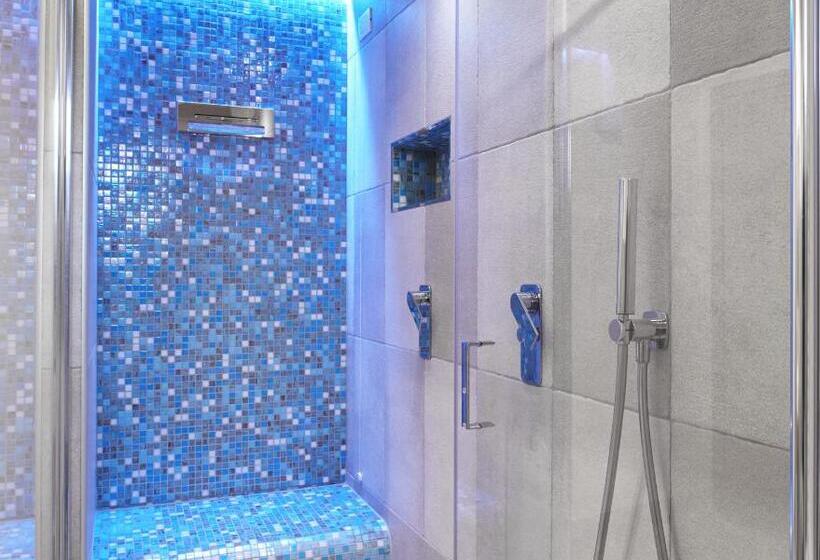 اتاق سوپریور چهار تخته, B&b Agora