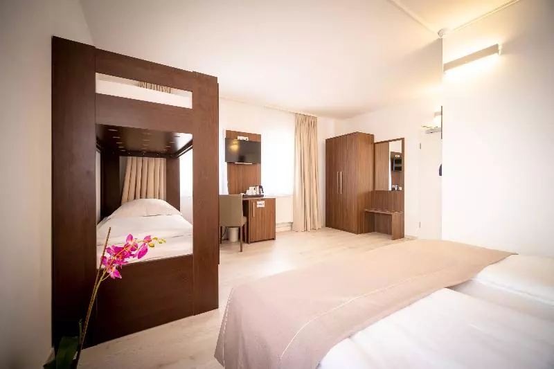 سوییت جونیور, Anor Hotel & Conference Center Frankfurt Airport