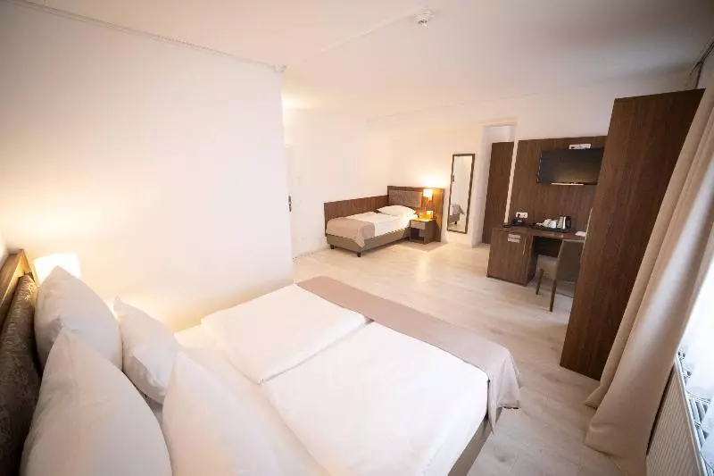 اتاق خانوادگی, Anor Hotel & Conference Center Frankfurt Airport