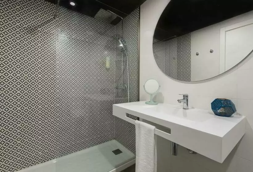 استودیوی استاندارد, Aparthotel Vibra Mogambo