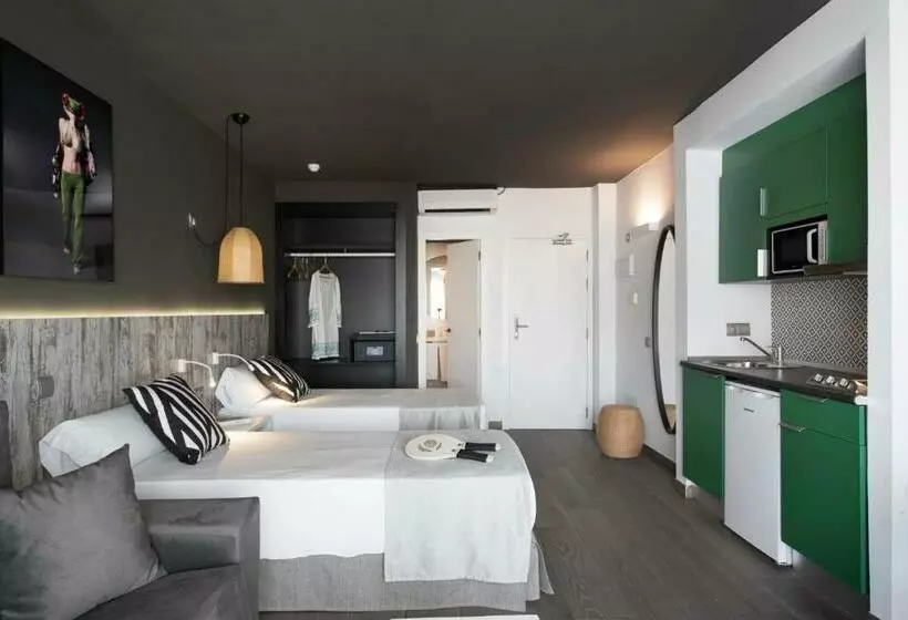 استودیوی استاندارد, Aparthotel Vibra Mogambo