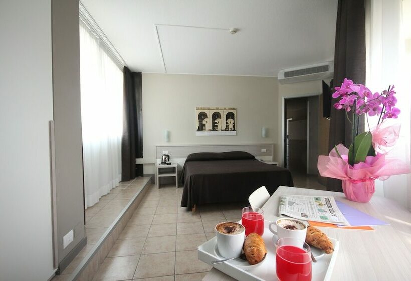 غرفة قياسية, Best Quality Hotel Politecnico