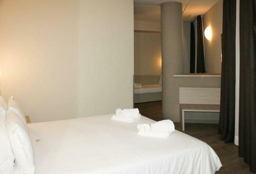 غرفة قياسية ثلاثية, Best Quality Hotel Politecnico