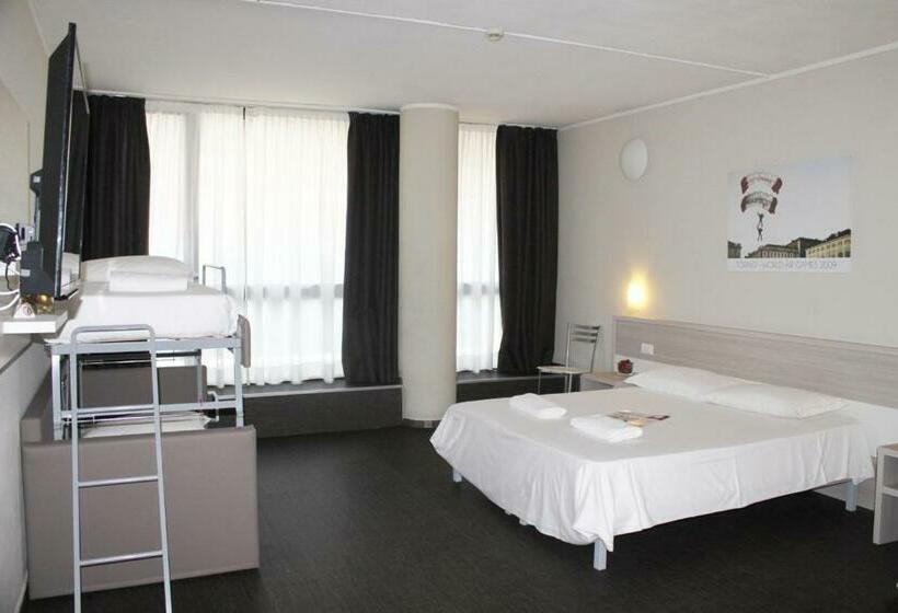 غرفة قياسية رباعية, Best Quality Hotel Politecnico