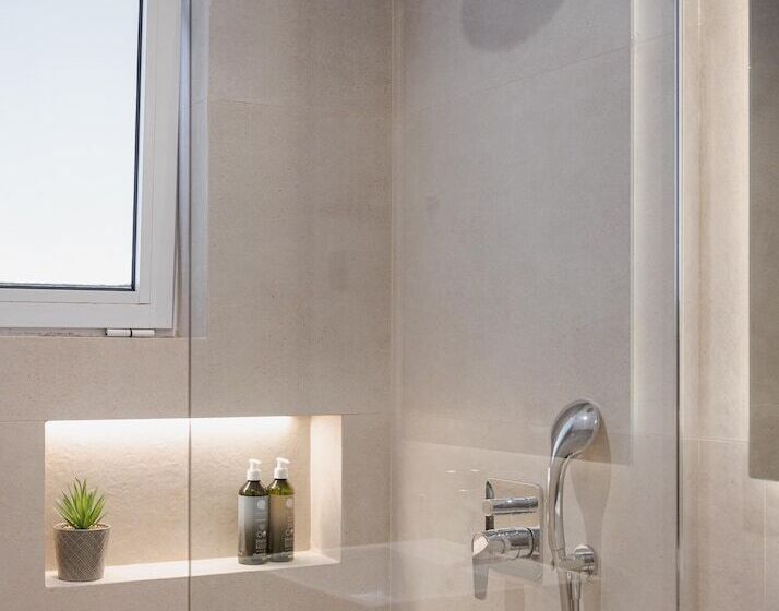 수피리어 룸, Acropolis Select