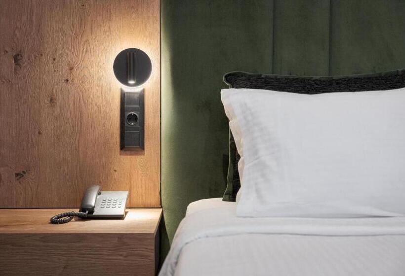 수피리어 룸, Acropolis Select