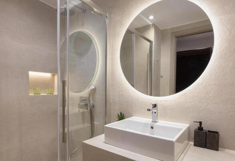 수피리어 룸, Acropolis Select