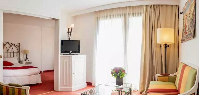 ジュニアスイート, Avignon Grand