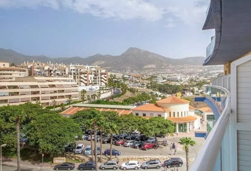 اتاق اساندارد با چشم‌انداز جانبی به دریا, Best Benalmadena