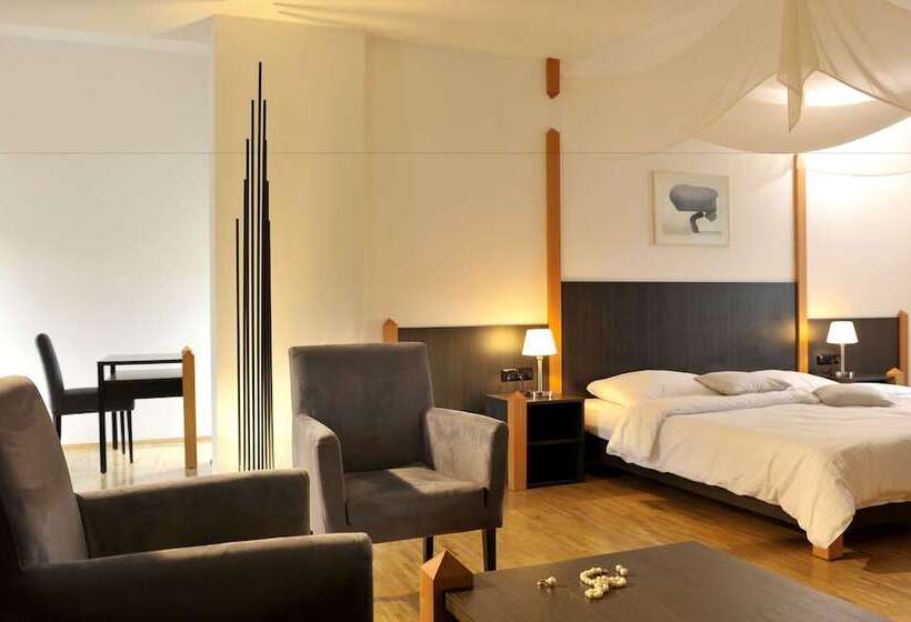 标准间, Breuer S Rudesheimer Schloss