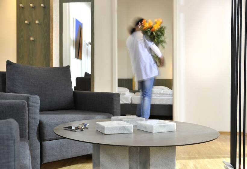 标准间, Breuer S Rudesheimer Schloss