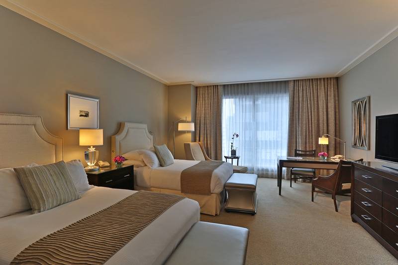 غرفة تنفيذية, Bristol Panama, A Registry Collection