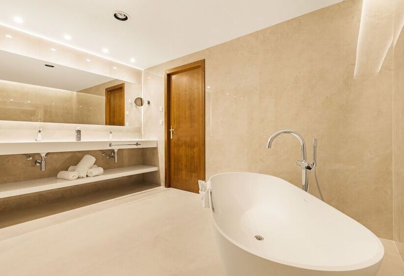 جناح مطلّ علي حمام السباحة, Cm Mallorca Palace  Only Adults