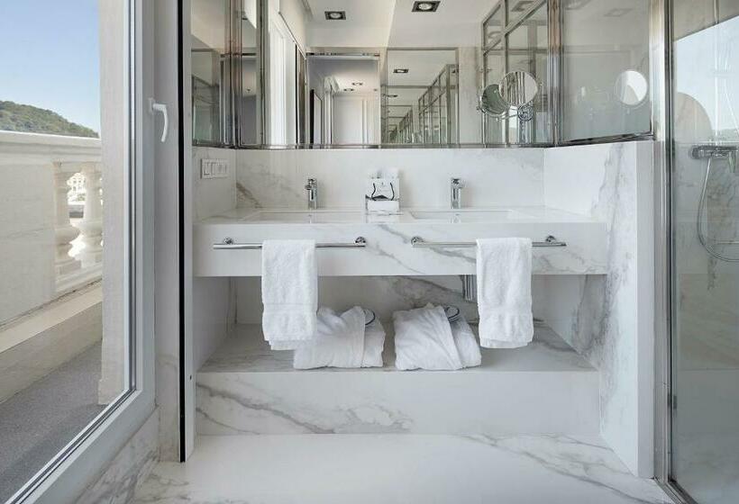 חדר קלאסי עם נוף לים, De Londres Y De Inglaterra