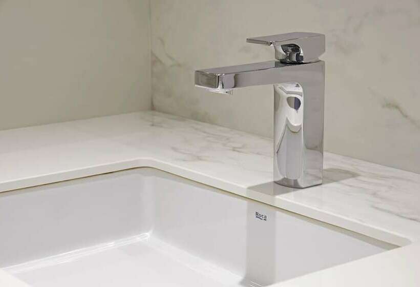 חדר קלאסי עם נוף לים, De Londres Y De Inglaterra