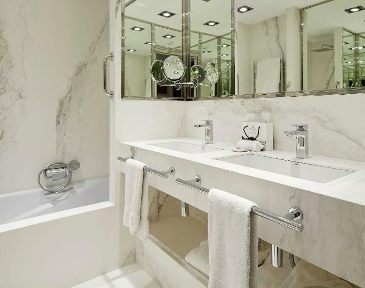 חדר בסיסי, De Londres Y De Inglaterra