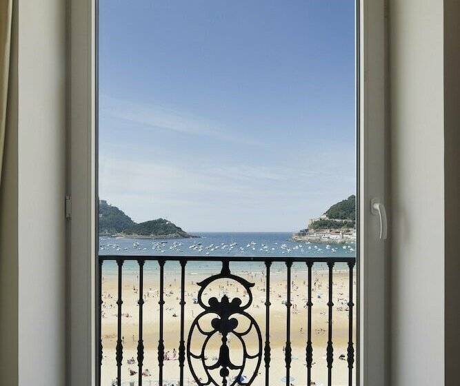 기본룸, De Londres Y De Inglaterra