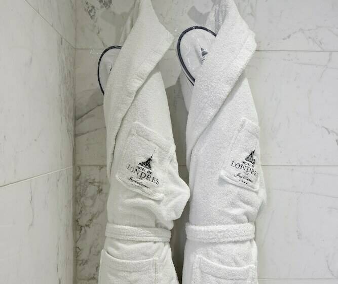 חדר פנטהאוז, De Londres Y De Inglaterra