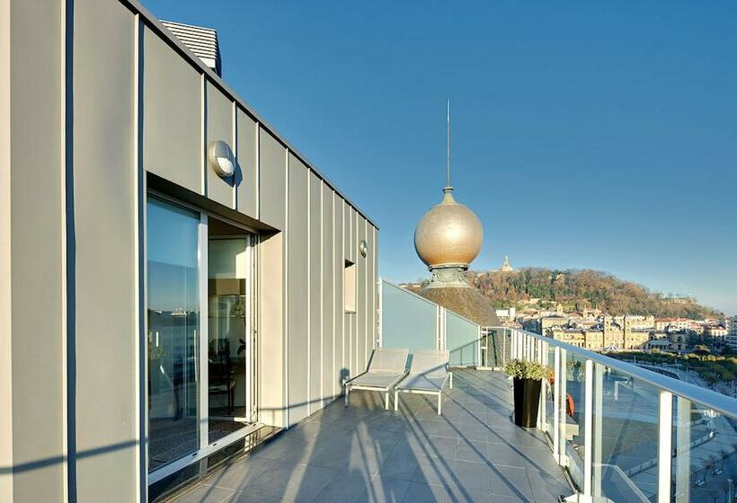 ペントハウスルーム, De Londres Y De Inglaterra