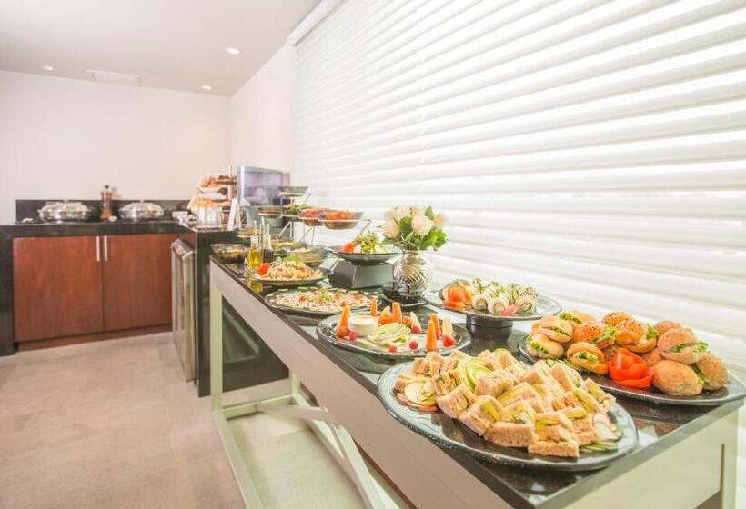 スーペリアールーム, Delfines Hotel & Convention Center