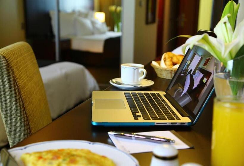 スーペリアールーム, Delfines Hotel & Convention Center