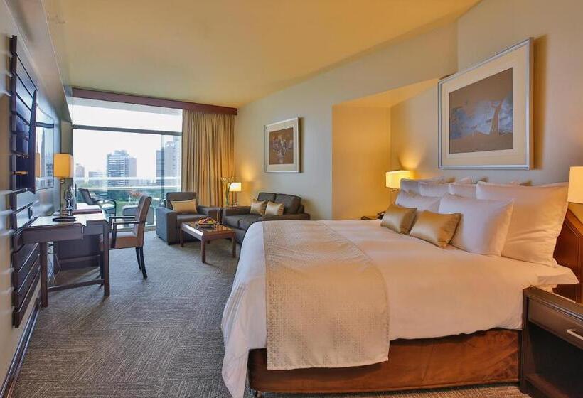 주니어 스위트, Delfines Hotel & Convention Center