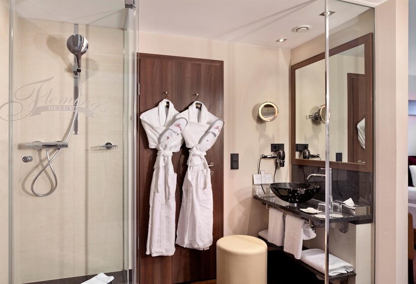 סוויטת ג'וניור, Flemings Hotel Frankfurt Main Riverside