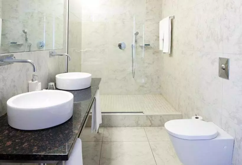 スイート, Fosshotel Stykkisholmur