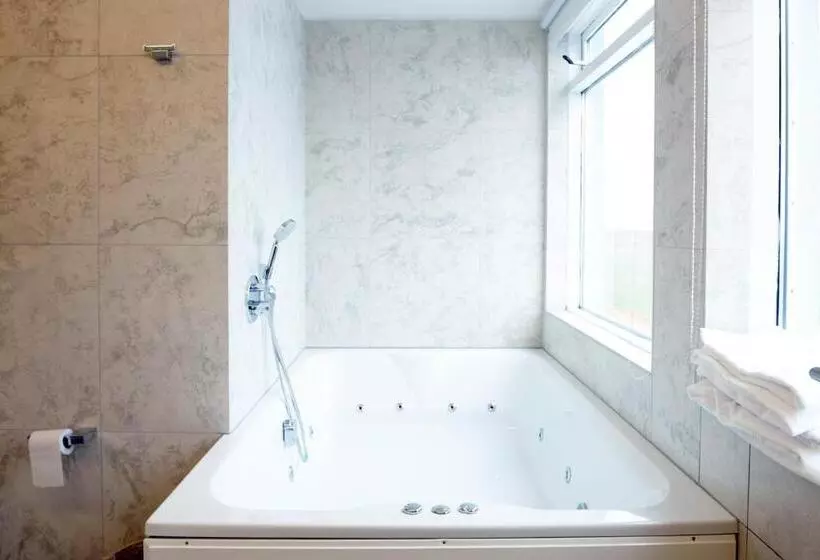 スイート, Fosshotel Stykkisholmur