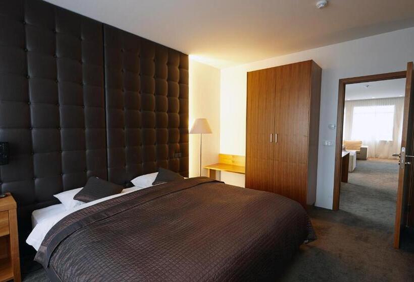 سوییت, Fosshotel Stykkisholmur
