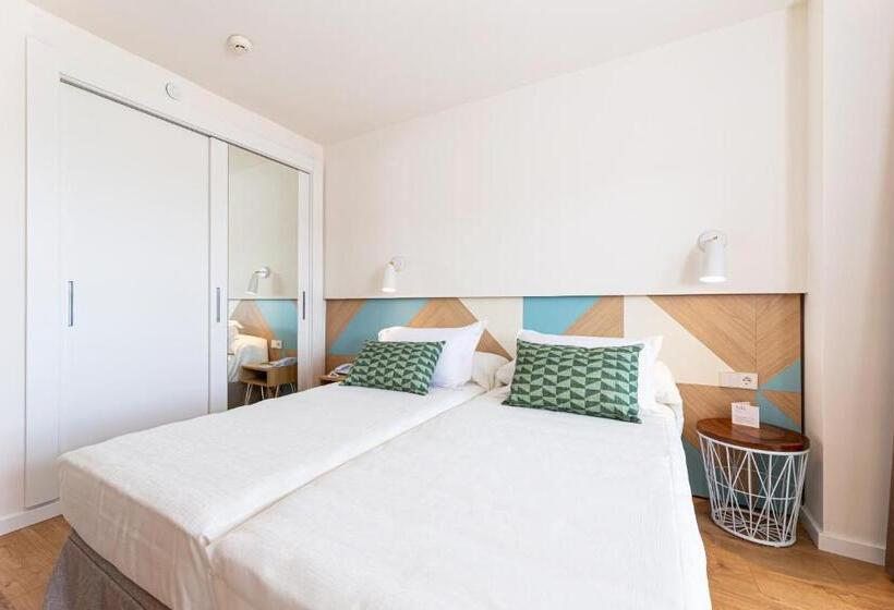 带阳台套房, Js Portocolom Suites