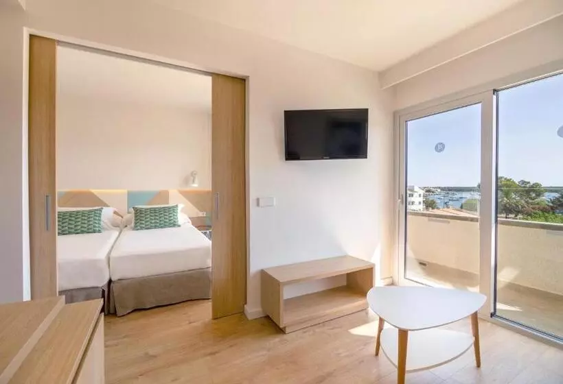 سوئیت با بالکن, Js Portocolom Suites