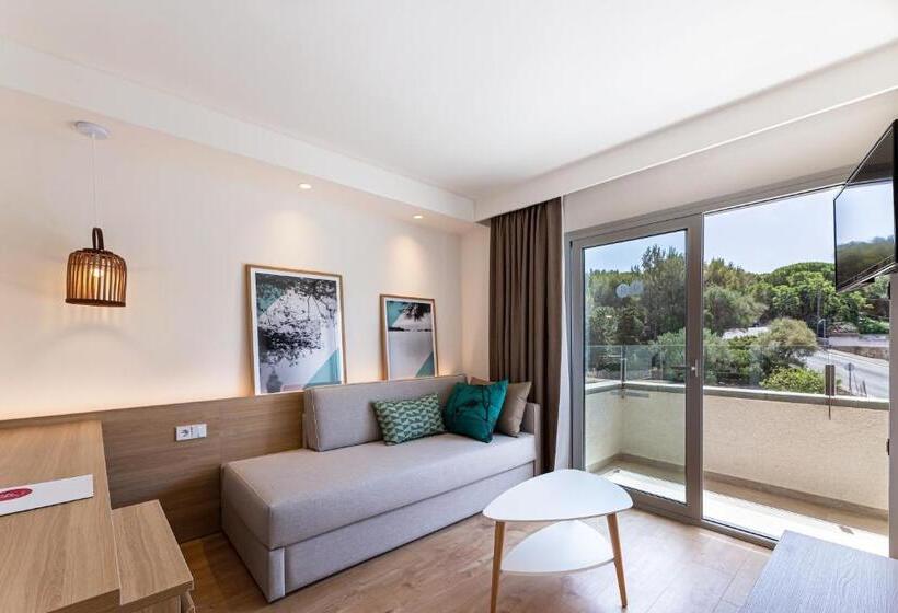 带阳台套房, Js Portocolom Suites