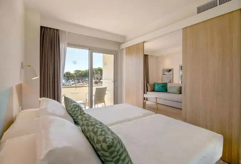 سوئیت با بالکن, Js Portocolom Suites