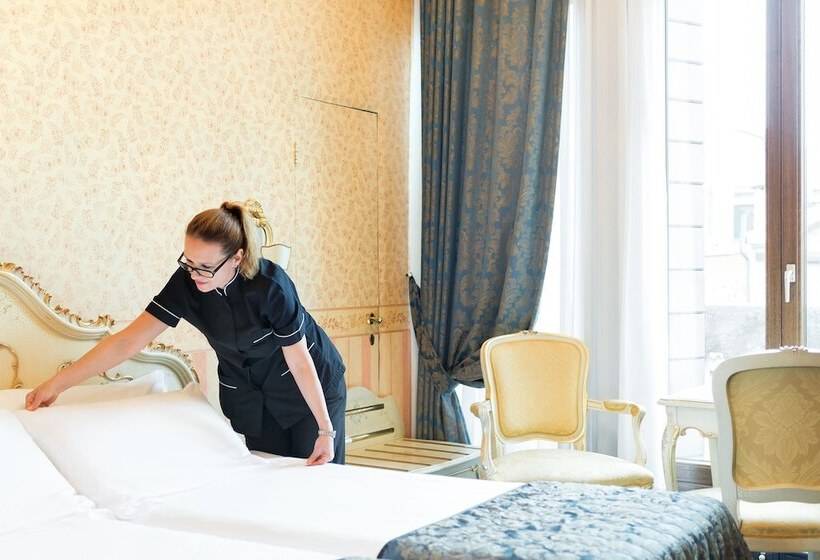 اتاق کلاسیک سه تخته, Montecarlo