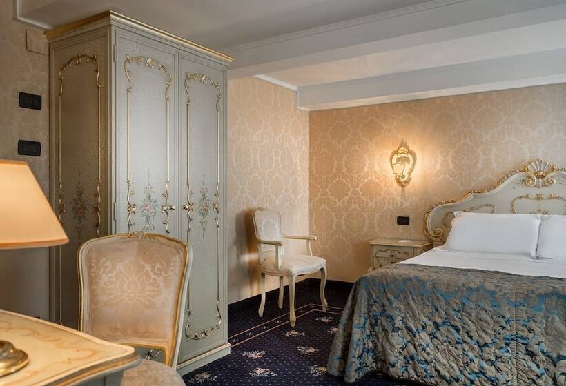 اتاق سوپریور, Montecarlo