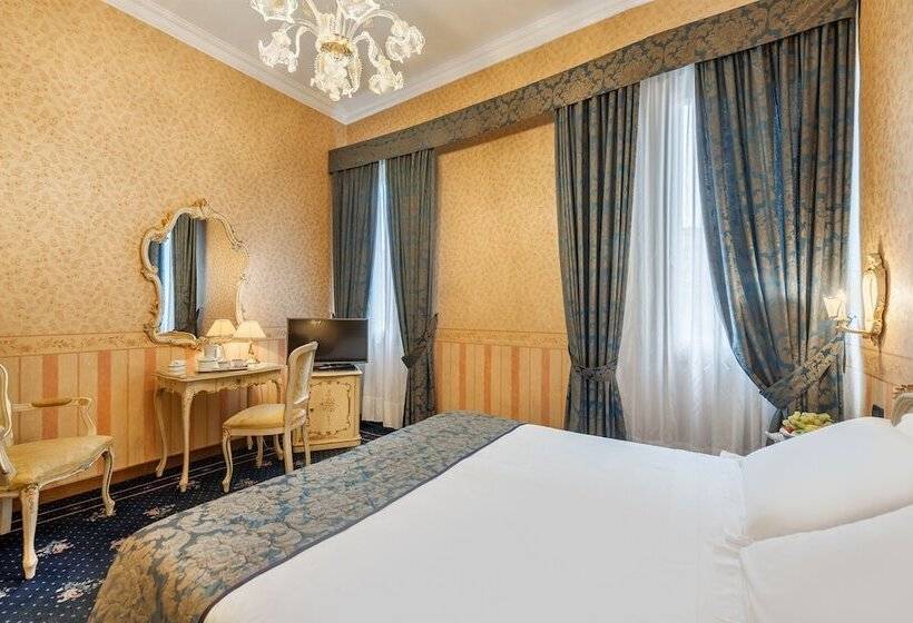 اتاق سوپریور, Montecarlo