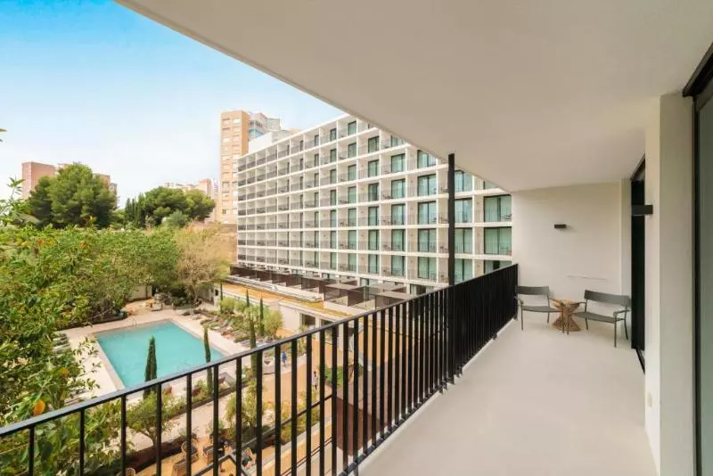 اتاق کلاسیک, Montecarlo