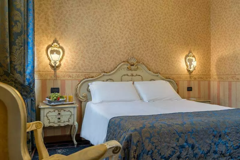 اتاق سوپریور, Montecarlo